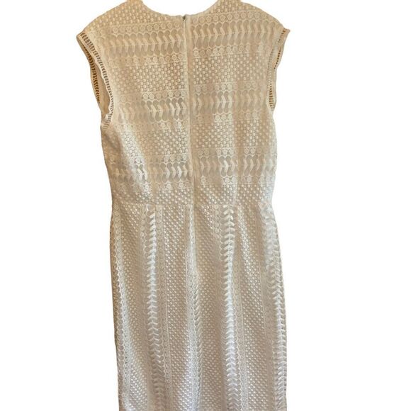 L’AFFAIRE  Midi Lace Sleeveless V-Neck Dress EUC - Picture 4 of 13